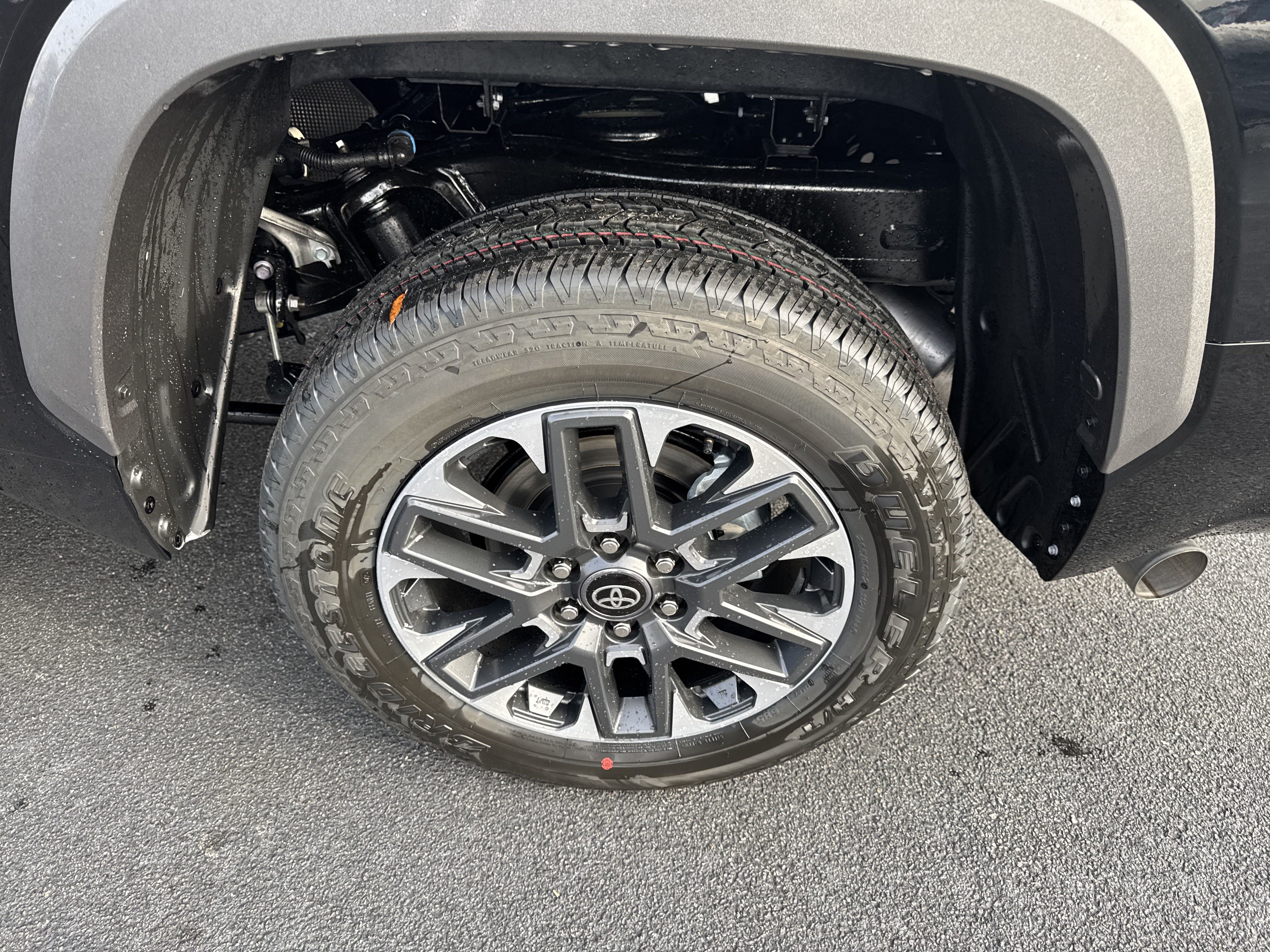 New 2025 Toyota Tundra Limited AWD/4WD image 12