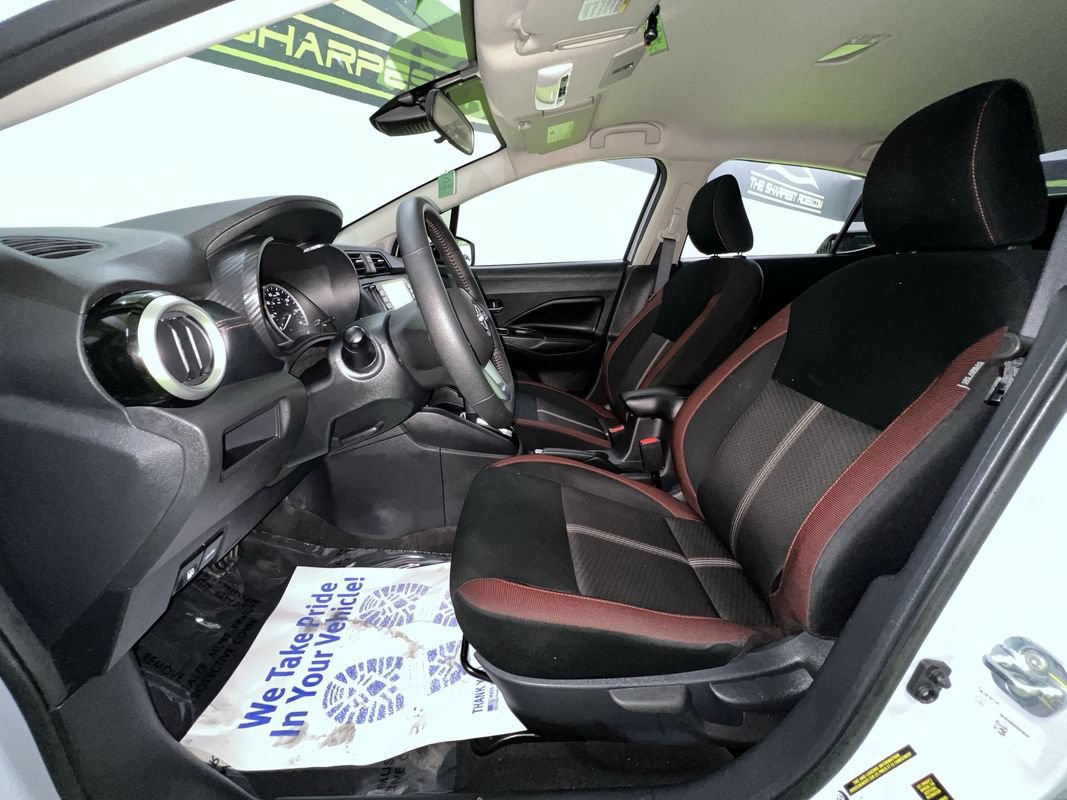 Used 2025 Nissan Versa SR w/ Trunk Package FWD image 17