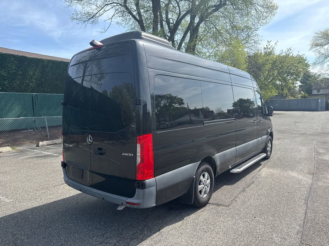 Used 2020 Mercedes-Benz Sprinter 2500 image 6