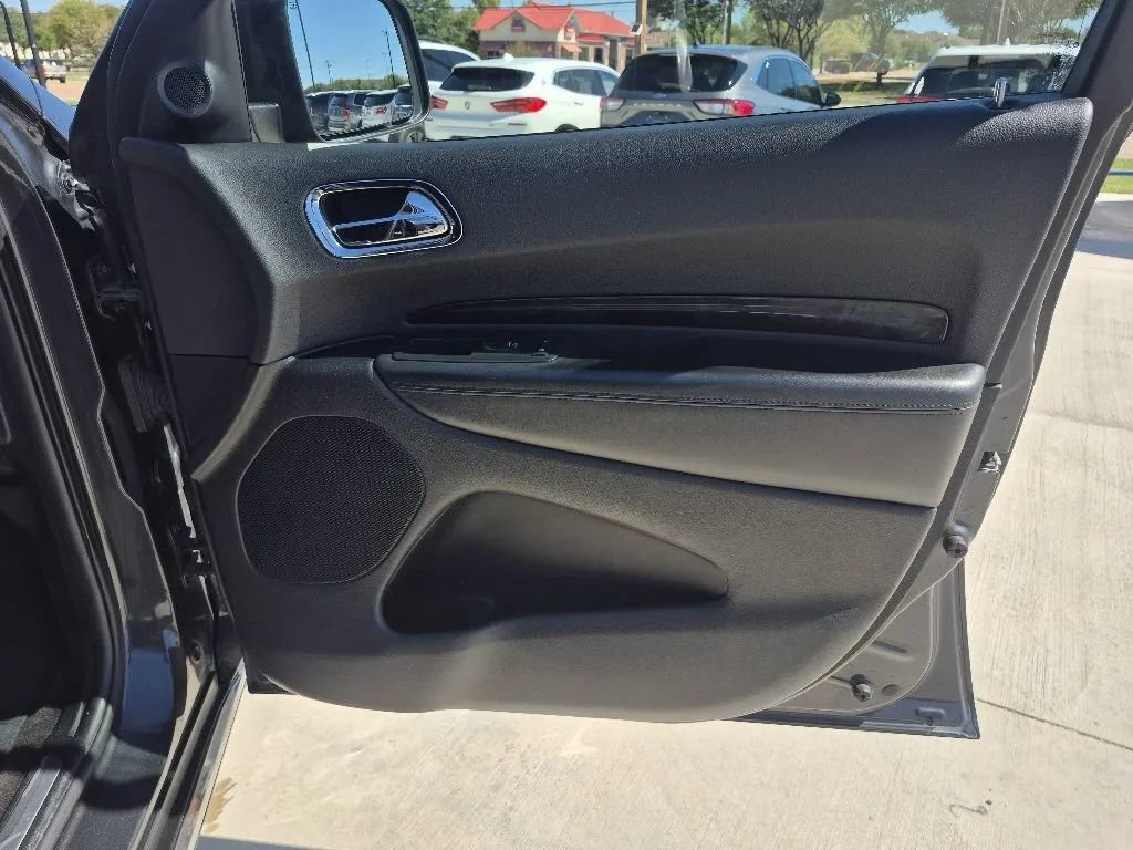 Used 2011 Dodge Durango Crew RWD image 17
