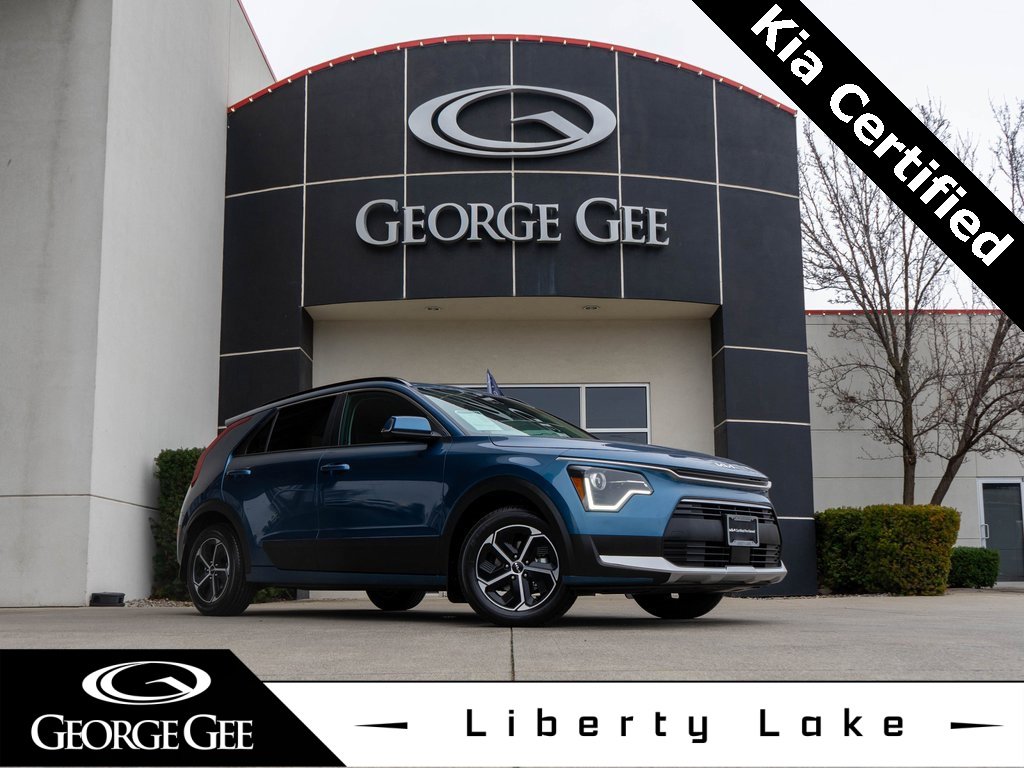 Certified 2025 Kia Niro EX