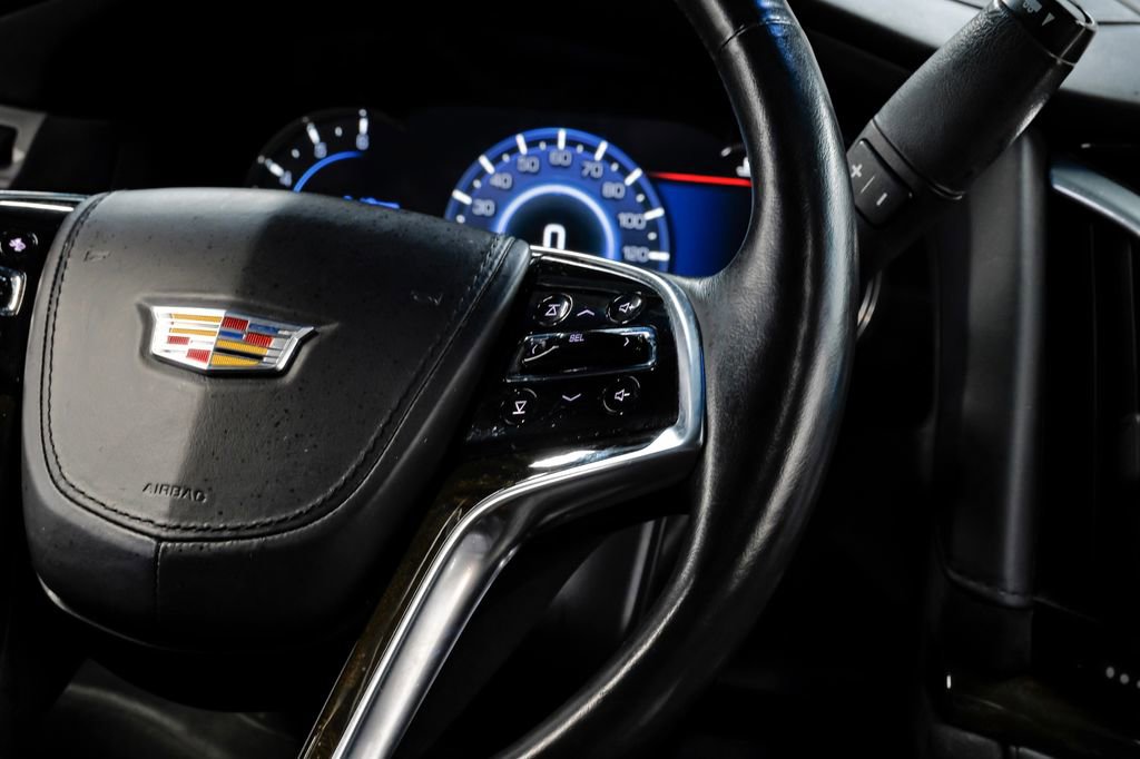 Used 2016 Cadillac Escalade Platinum RWD image 24