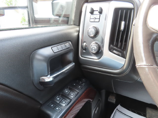 Used 2017 GMC Sierra 1500 SLT w/ SLT Premium Package AWD/4WD image 33