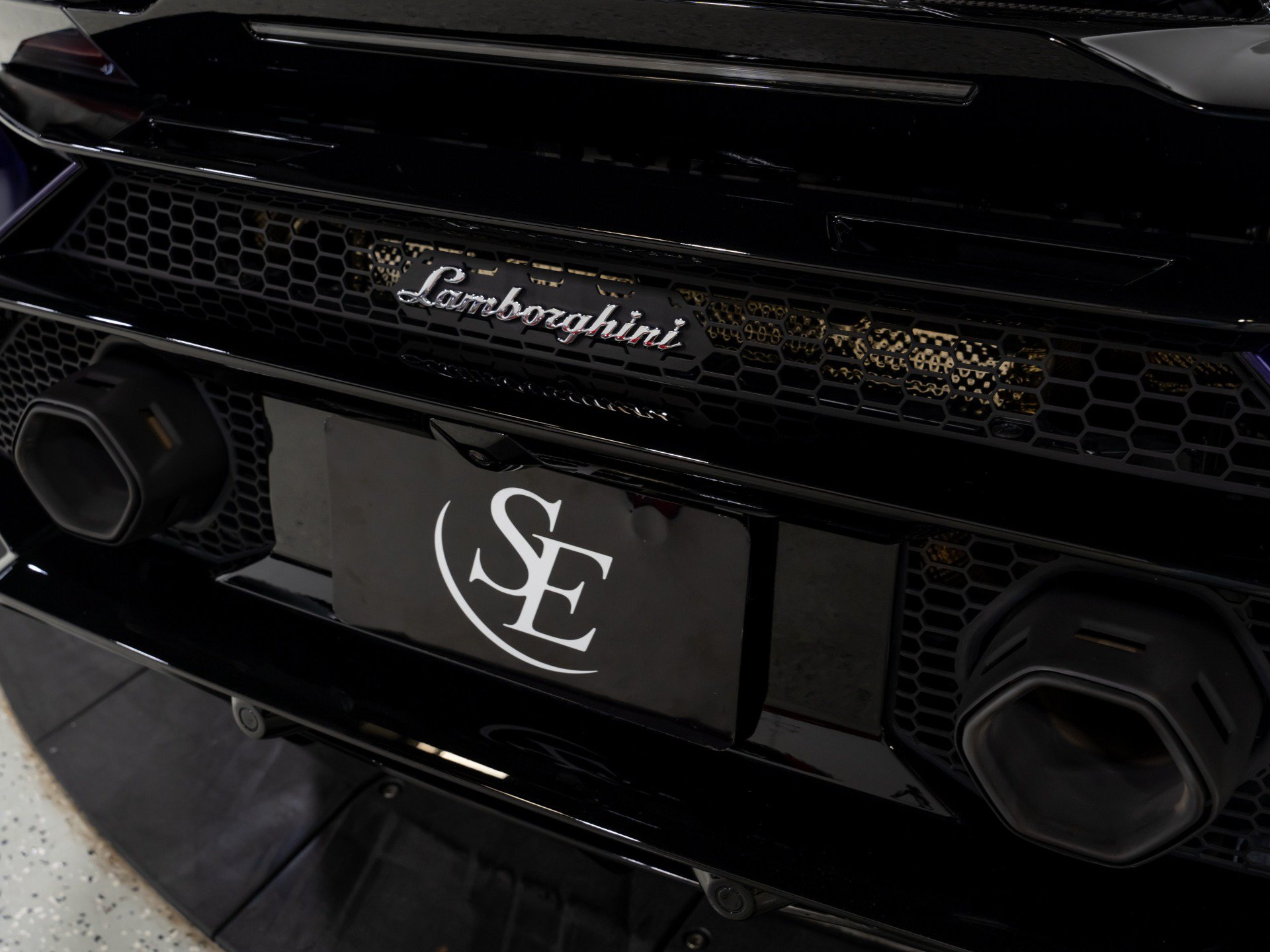 Used 2024 Lamborghini Huracan Tecnica RWD image 22