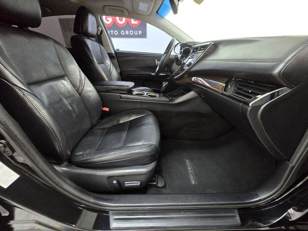 Used 2013 Toyota Avalon XLE Touring FWD image 19