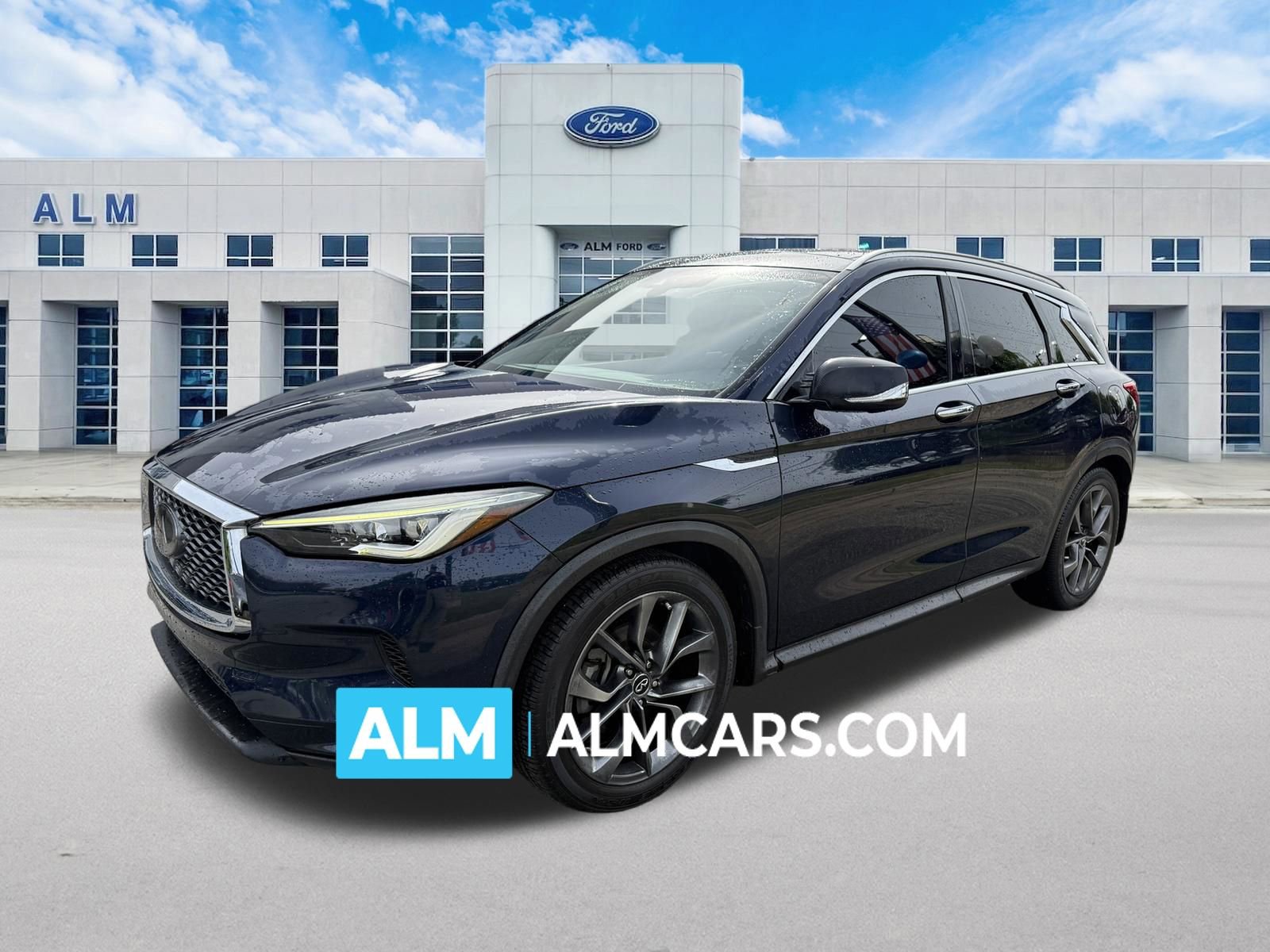 Used 2019 INFINITI QX50 Essential w/ Sensory Package image 1