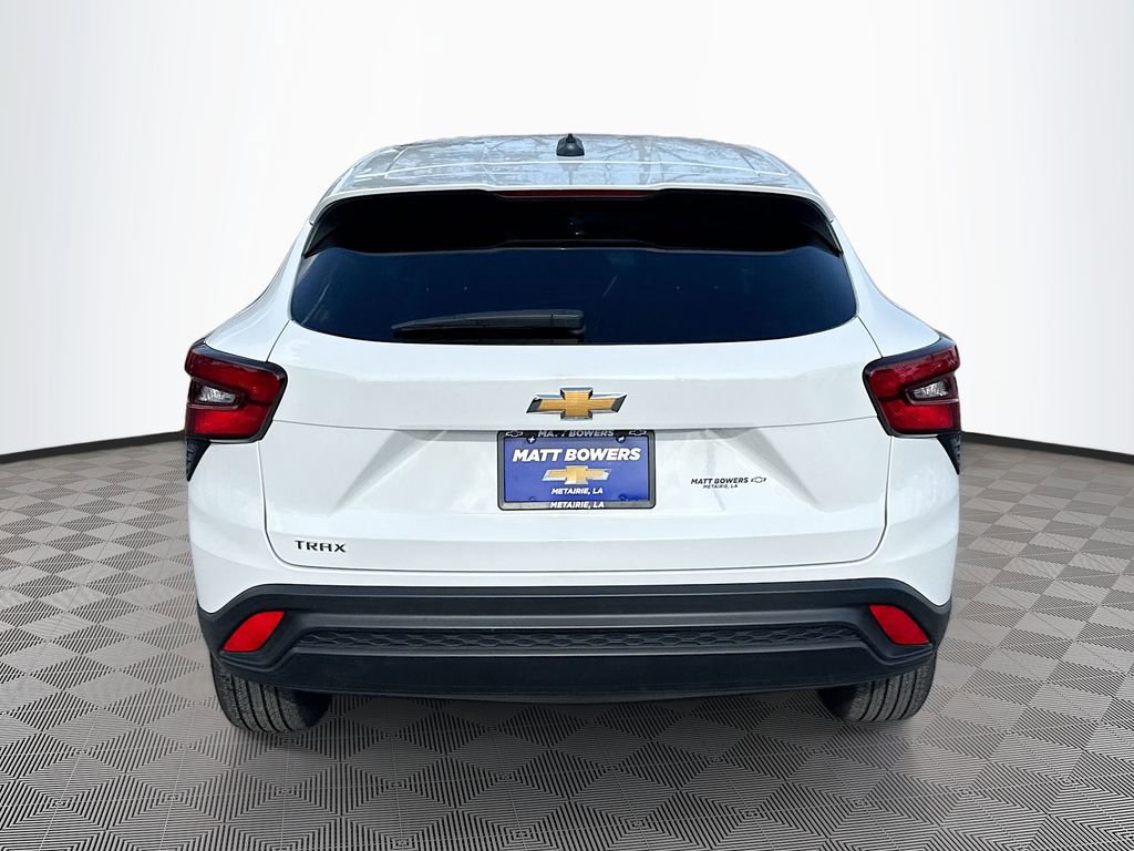 Used 2025 Chevrolet Trax LS image 6