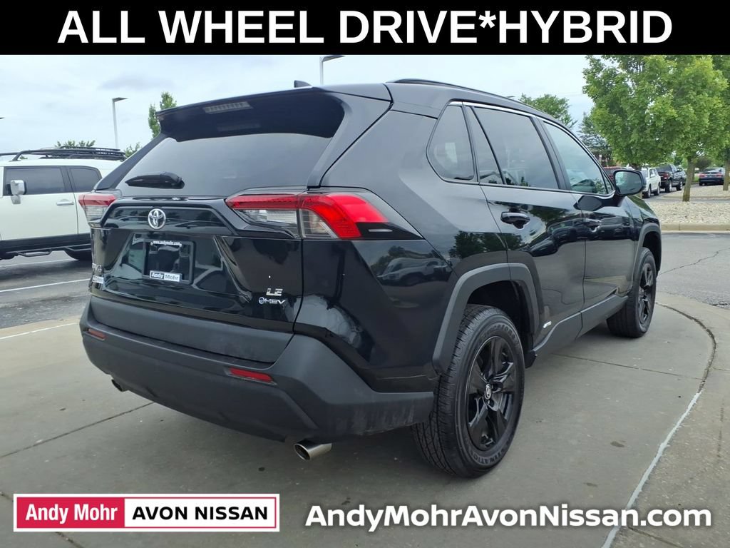 Used 2025 Toyota RAV4 LE AWD/4WD image 7