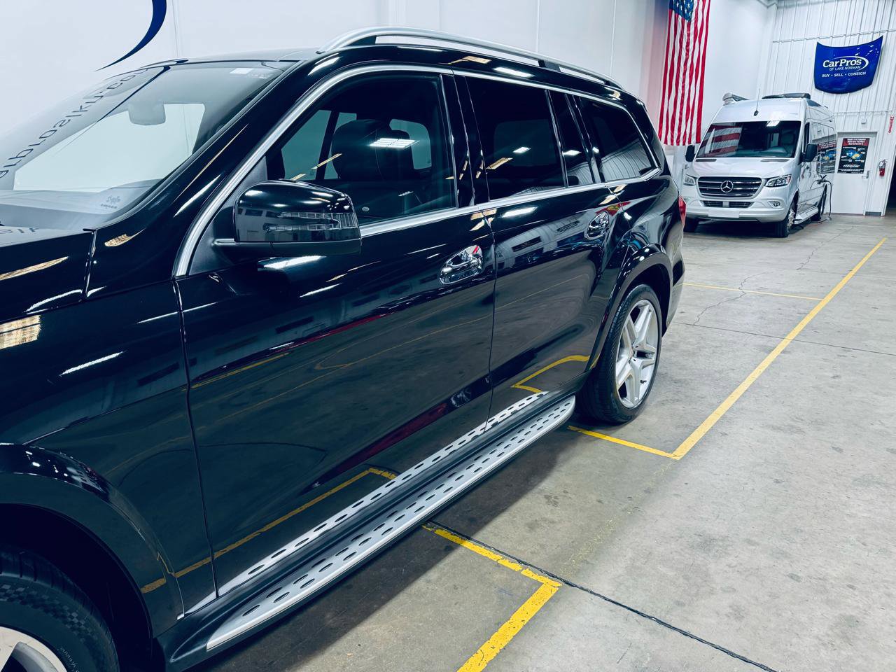 Used 2014 Mercedes-Benz GL 550 4MATIC image 21