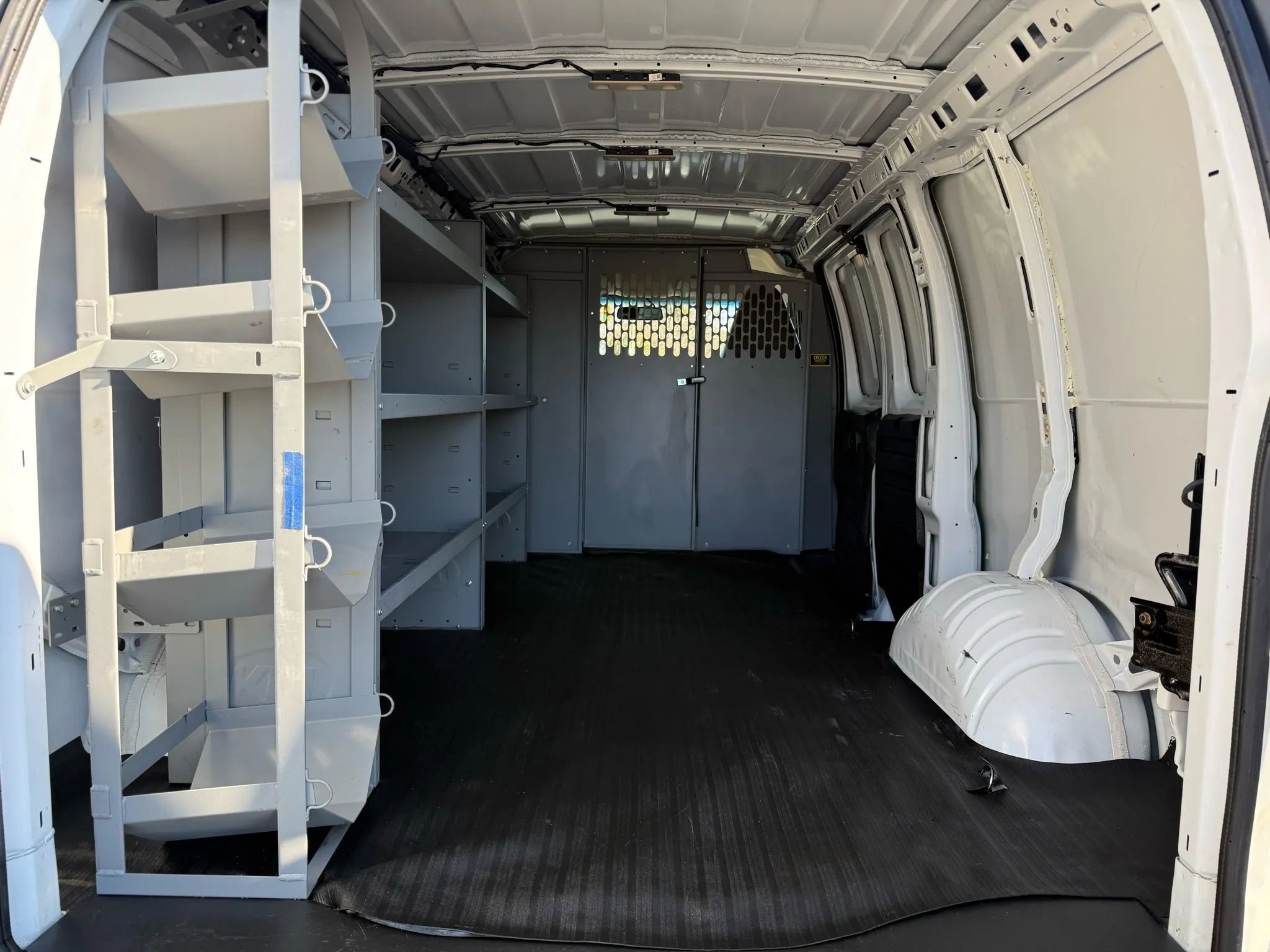 Used 2022 GMC Savana 2500 w/ Communications Package image 12