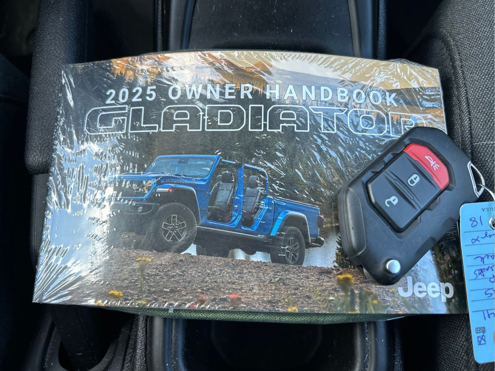 Certified 2025 Jeep Gladiator Sport AWD/4WD image 19