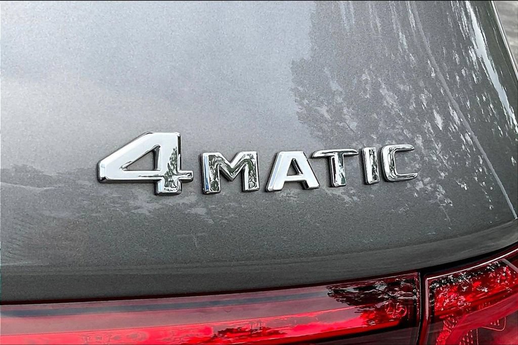 Used 2022 Mercedes-Benz GLB 250 4MATIC image 27