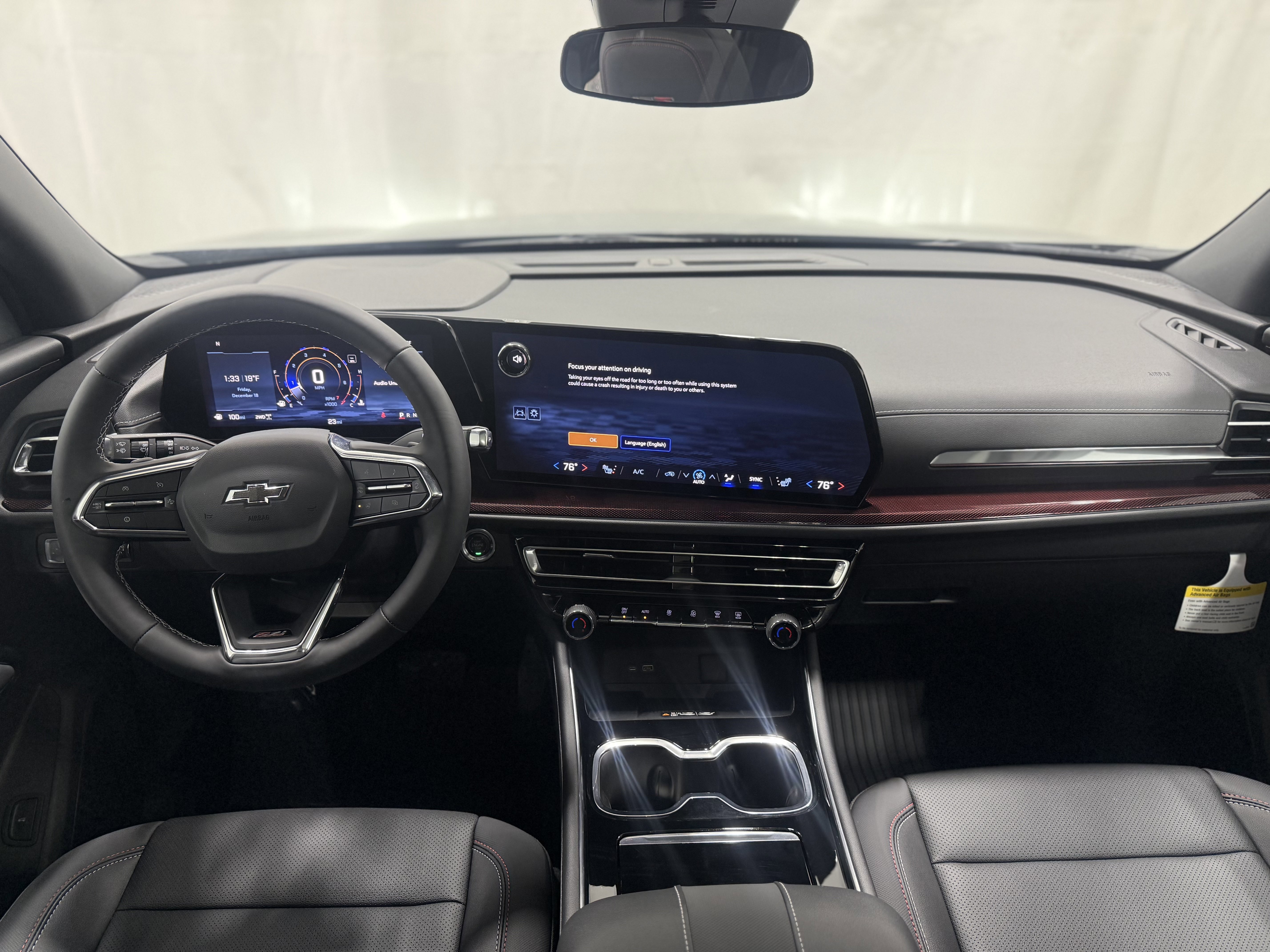 Used 2025 Chevrolet Traverse Z71 w/ Driver Confidence Package image 17