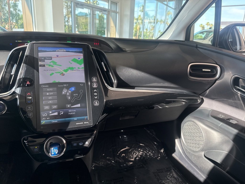 Used 2022 Toyota Prius Prime XLE image 22