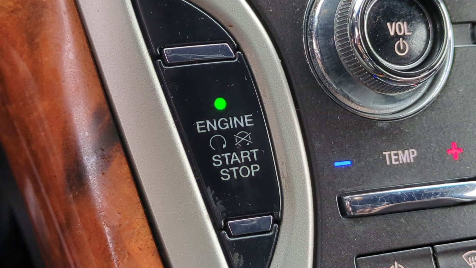 Used 2020 Lincoln Nautilus Reserve image 21