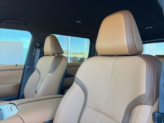 New 2026 Nissan Armada SL w/ Captain's Chari Seat Package image 11