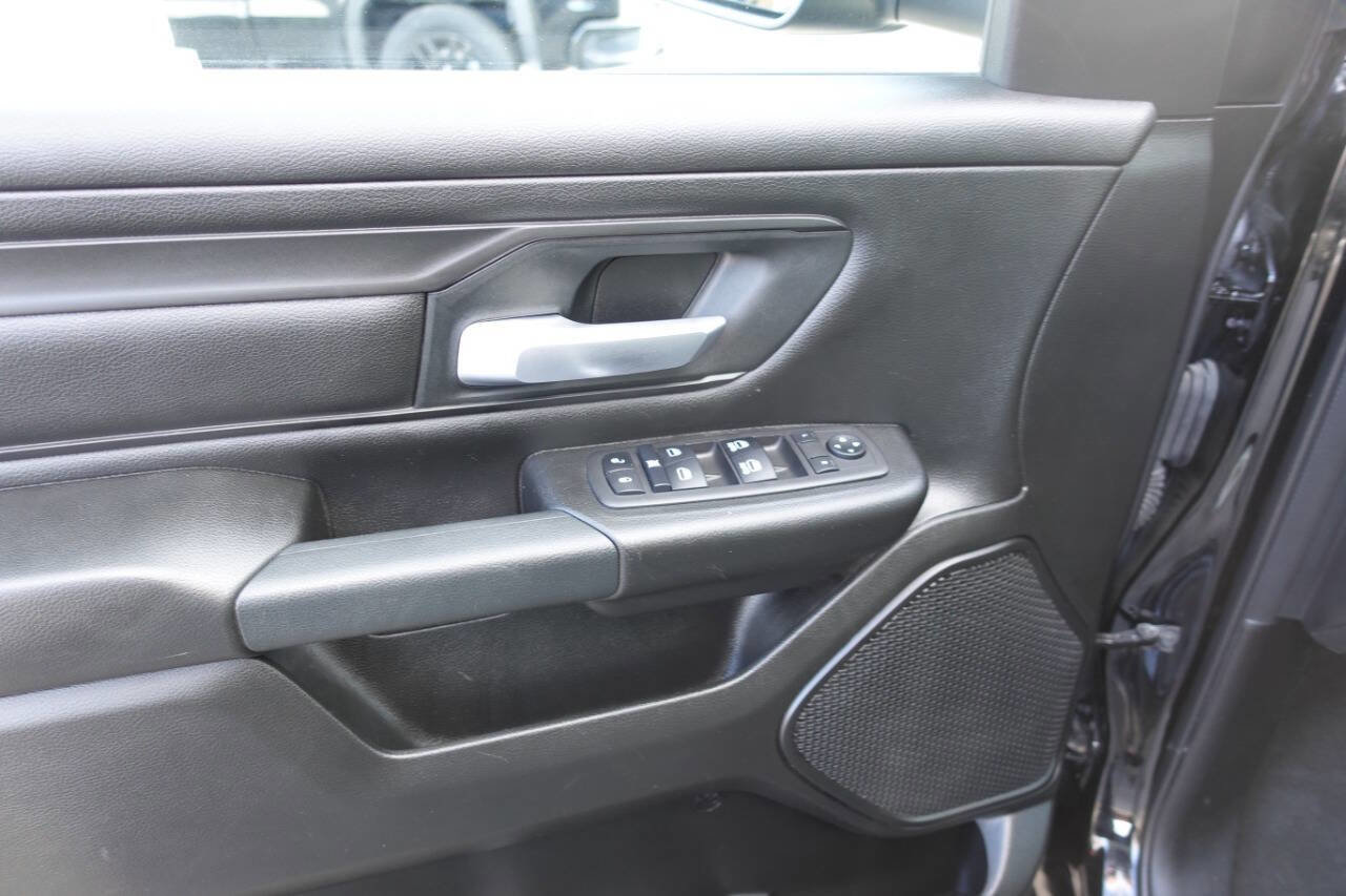 Used 2024 RAM 1500 Tradesman w/ Sport Appearance Package image 16