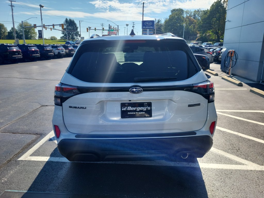 New 2026 Subaru Forester Touring AWD/4WD image 3