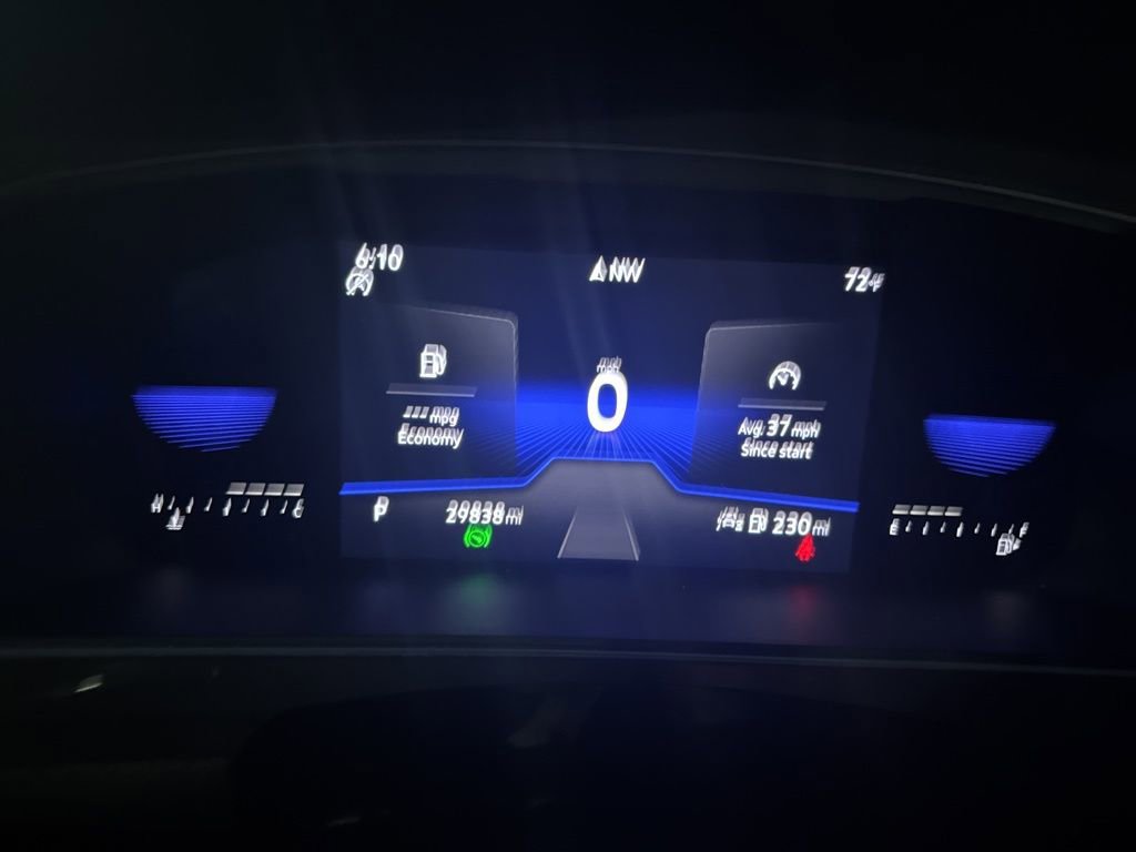 Used 2022 Volkswagen Tiguan SE image 14