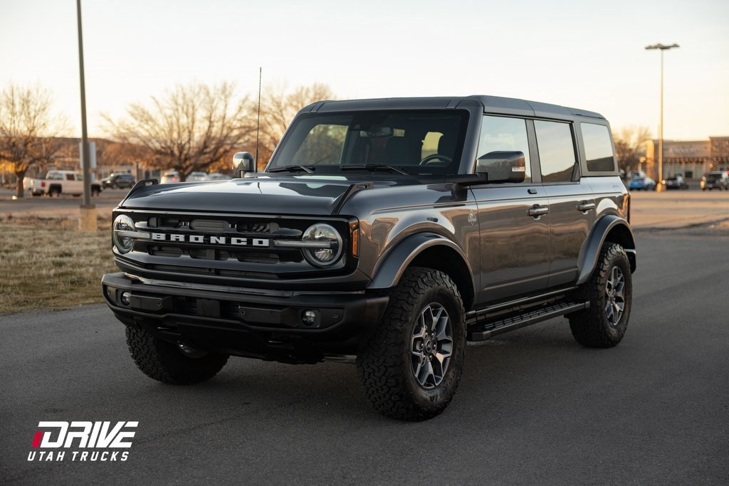 Used 2021 Ford Bronco Outer Banks image 4