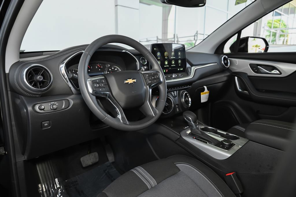 New 2026 Chevrolet Blazer LT w/ Convenience Package image 14