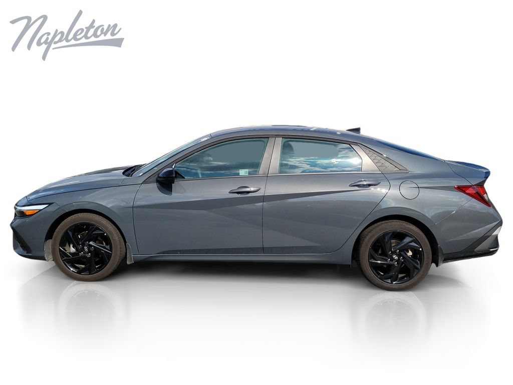 New 2026 Hyundai Elantra Sport FWD image 2