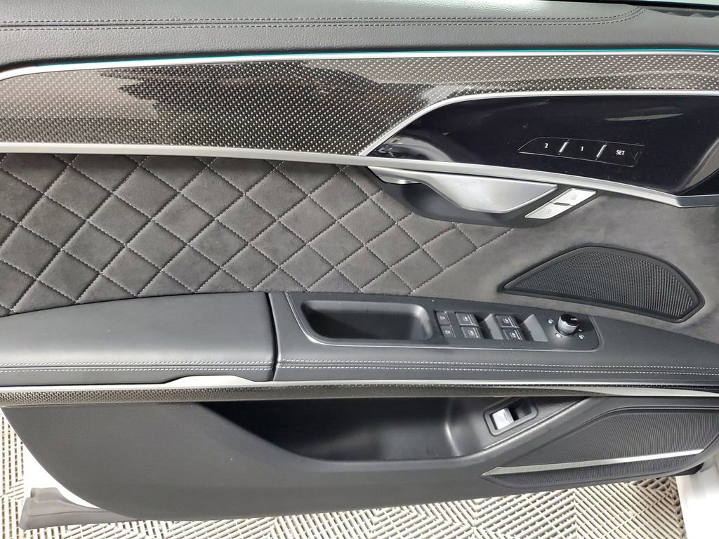 Used 2023 Audi S8 w/ S8 Executive Package image 18