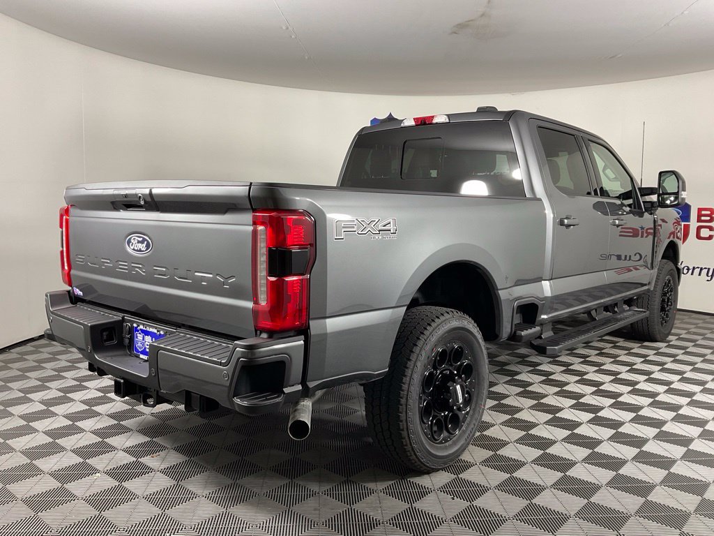 New 2027 Ford F250 Lariat w/ Black Appearance Package AWD/4WD image 3