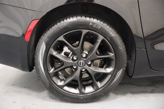 New 2026 Chrysler Pacifica Select image 25