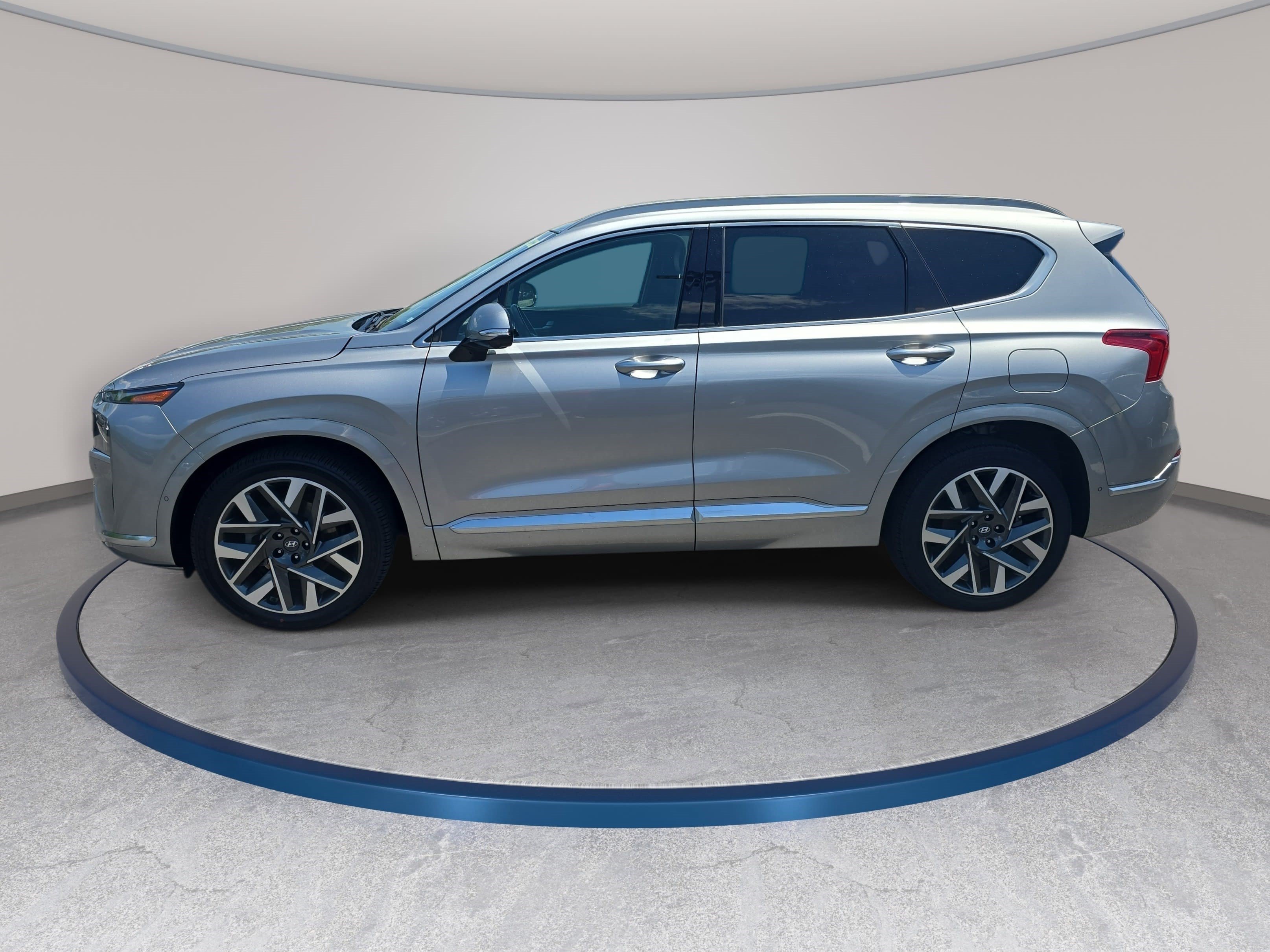 Used 2023 Hyundai Santa Fe Calligraphy FWD image 8