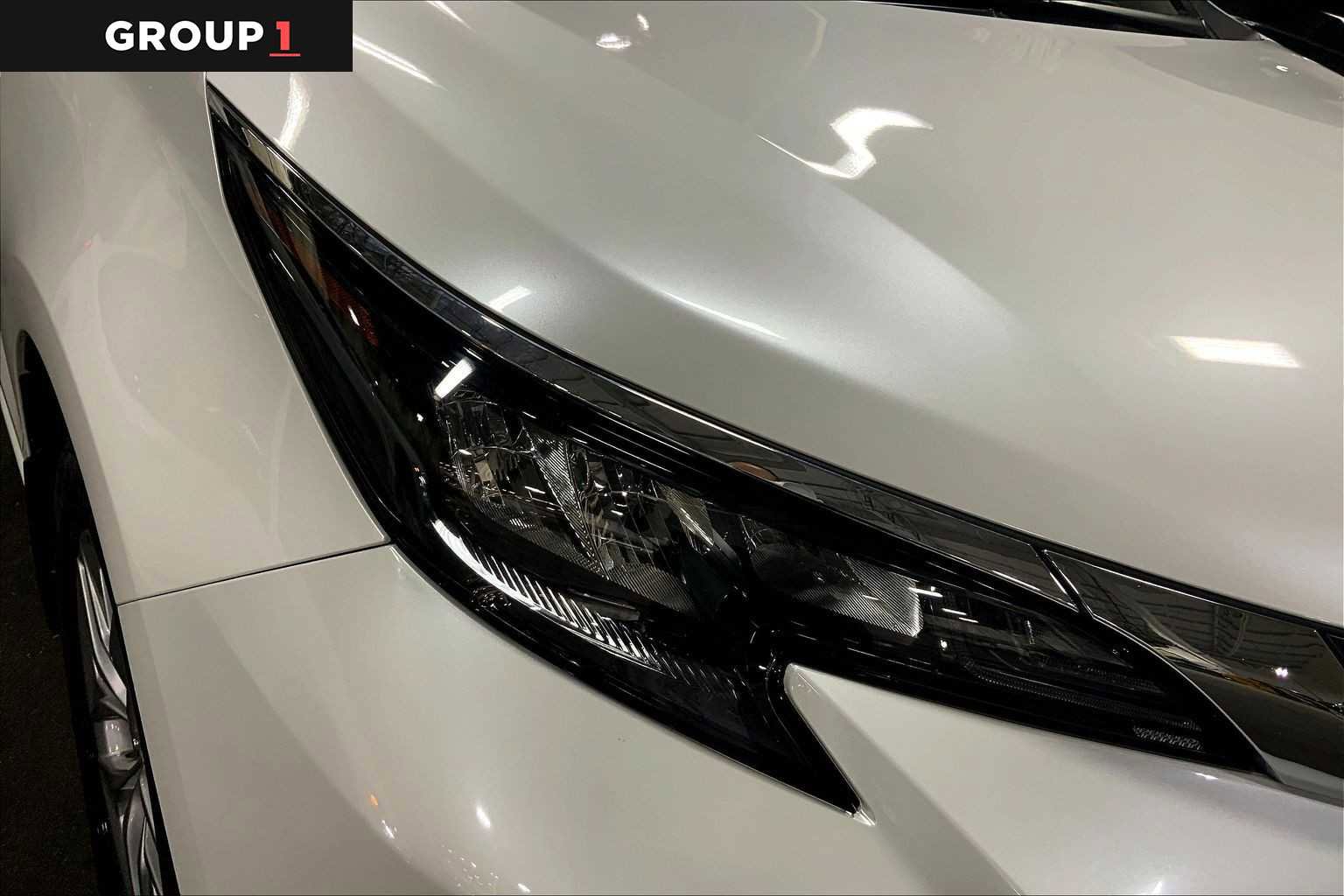 Used 2024 Toyota Sienna XLE w/ XLE Plus Package image 28