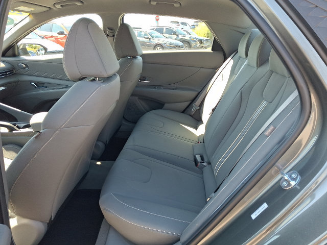Certified 2026 Hyundai Elantra Sport FWD image 10