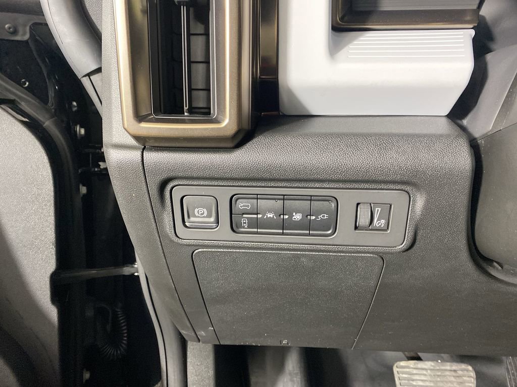 Used 2024 GMC Hummer EV 2X image 20