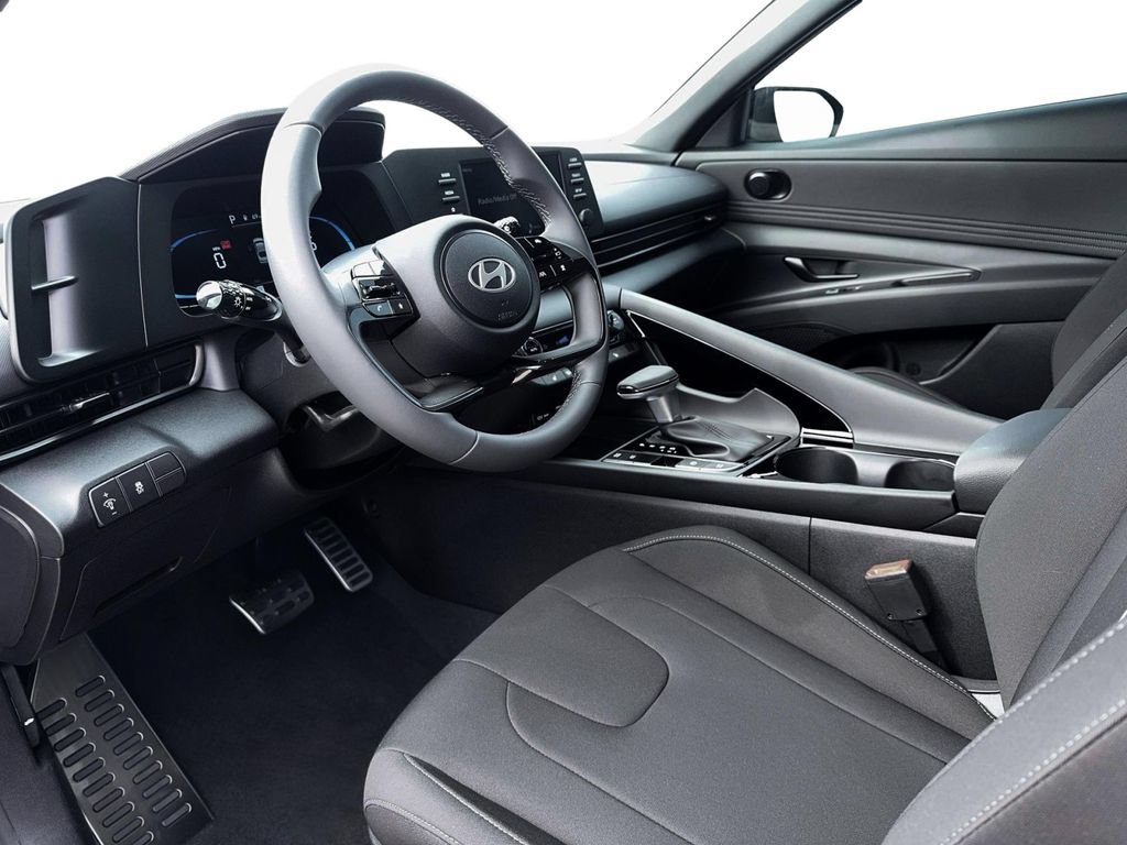 New 2026 Hyundai Elantra SEL Sport Premium FWD image 16