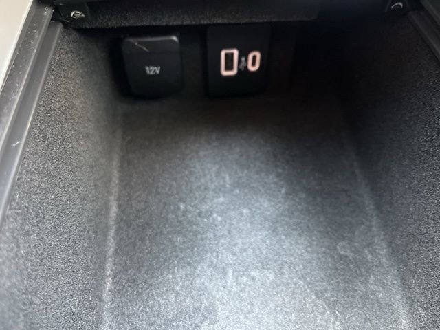 Used 2024 Lincoln Corsair FWD image 34