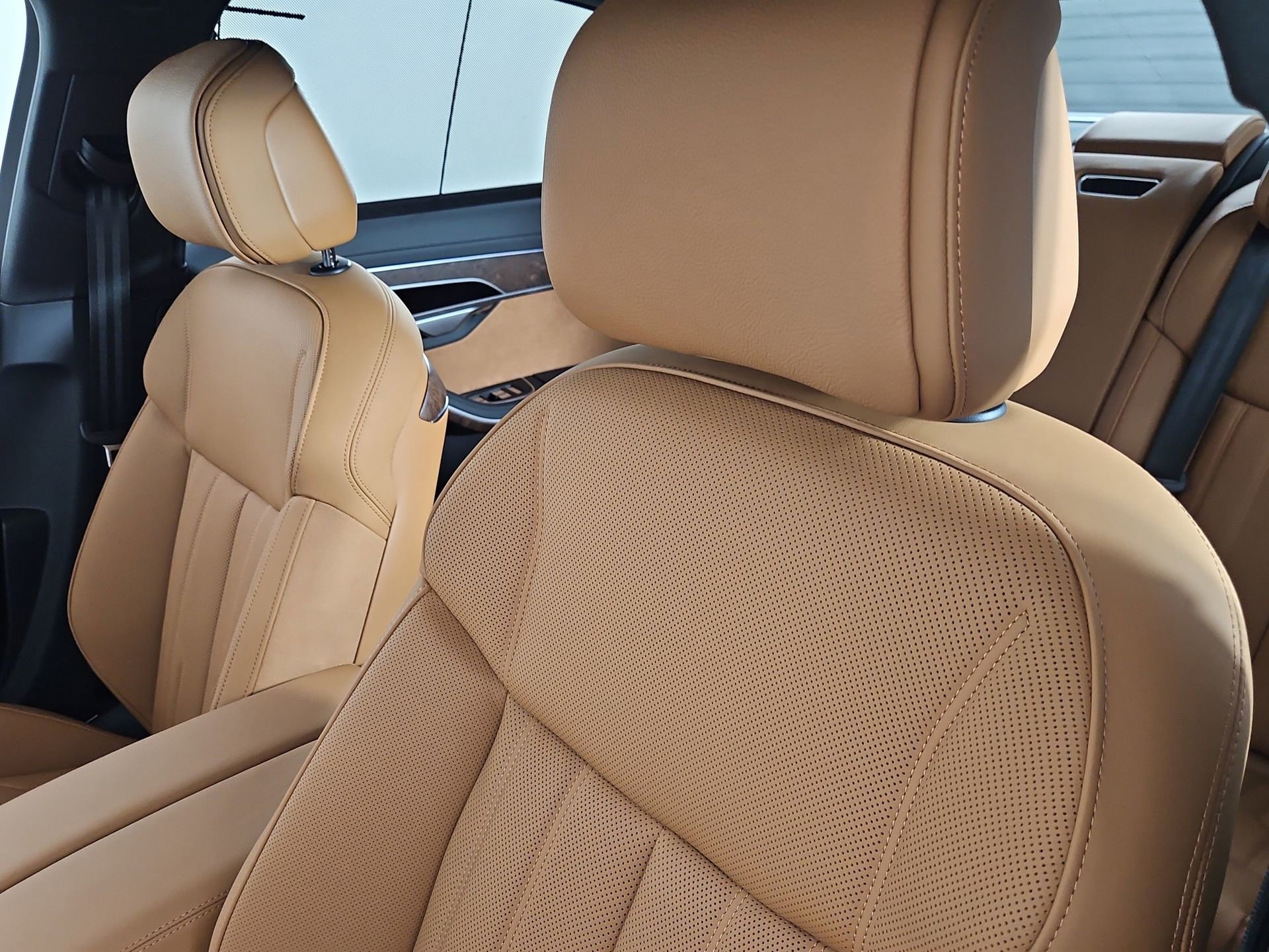 New 2026 Audi A8 L 3.0T image 16