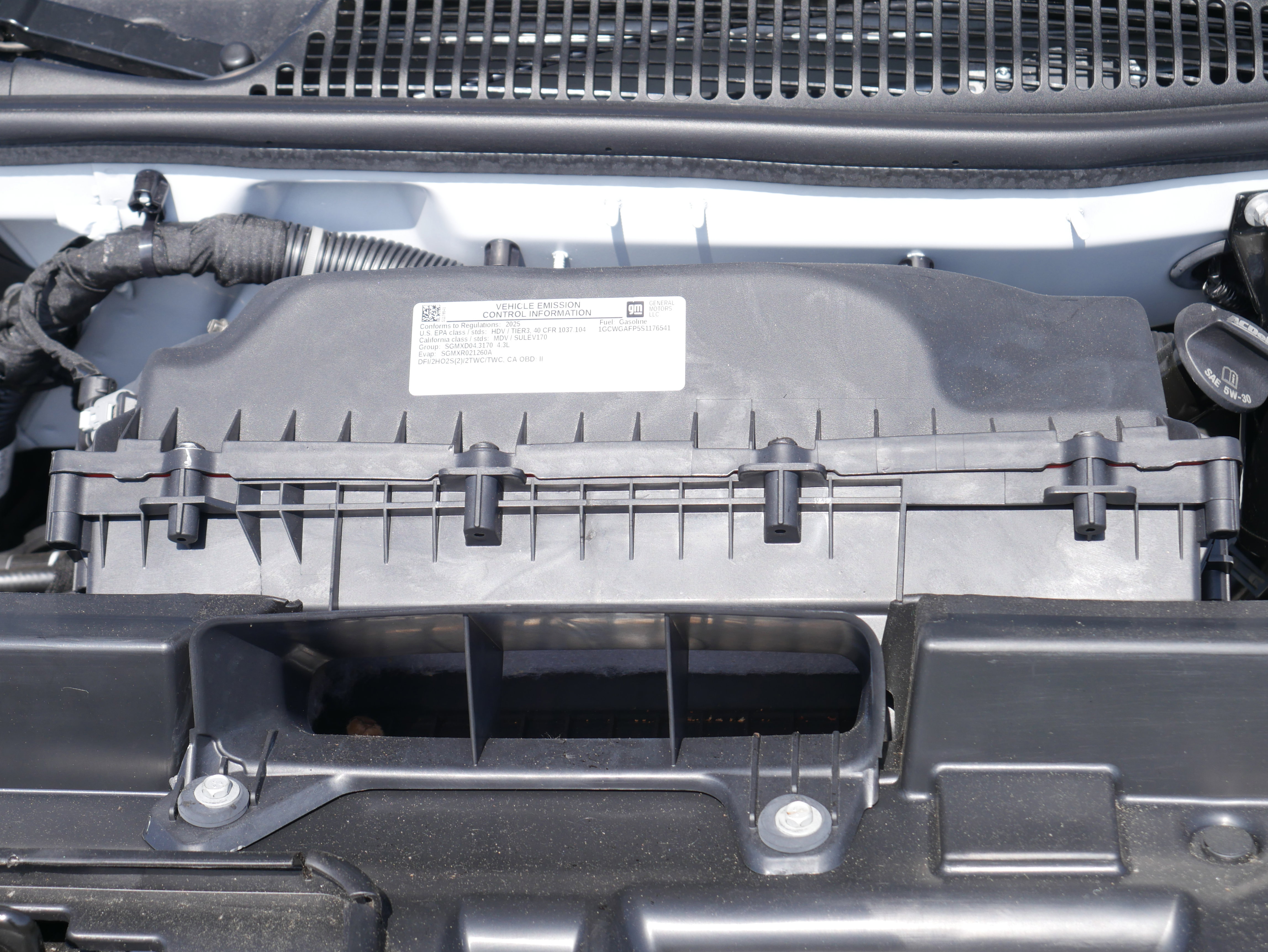 New 2025 Chevrolet Express 2500 w/ Driver Convenience Package image 8