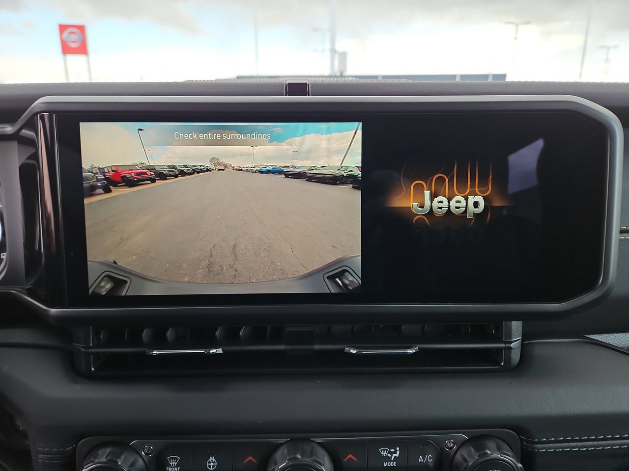 New 2026 Jeep Gladiator Sport AWD/4WD image 24