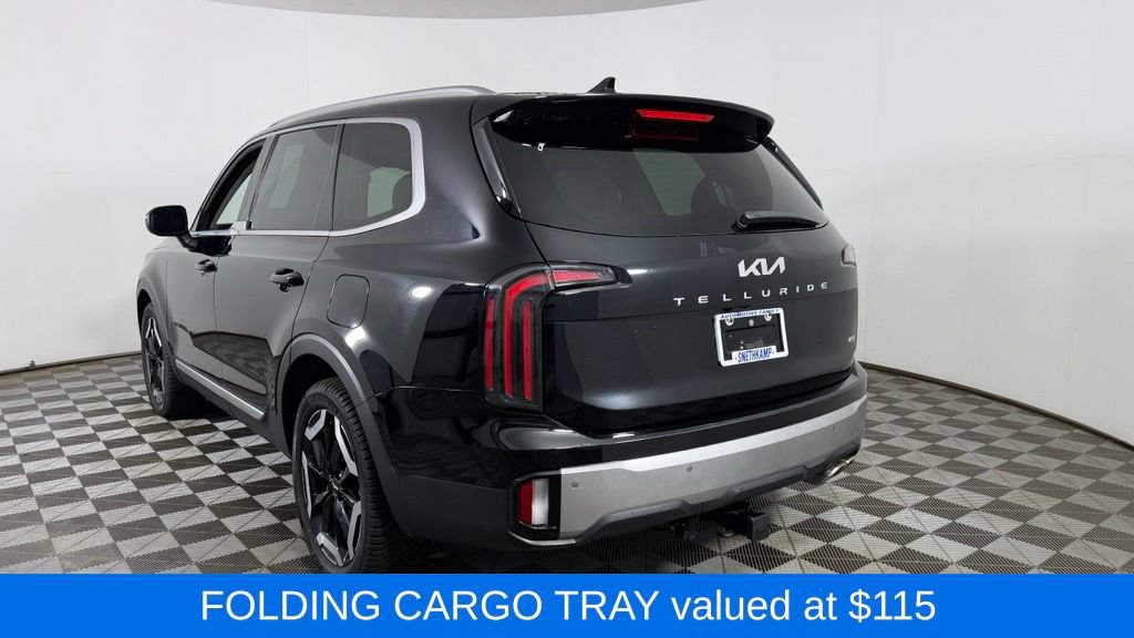 Used 2023 Kia Telluride EX w/ EX Captain's Chair Package AWD/4WD image 7