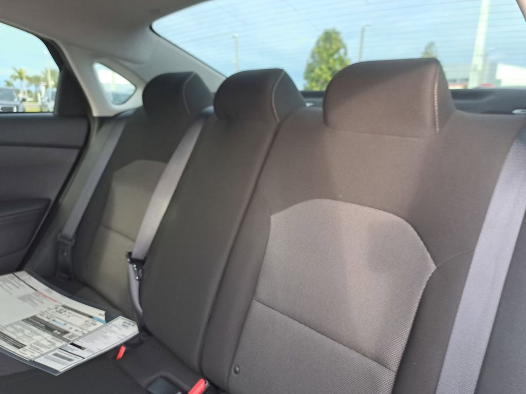 Used 2024 Kia Forte LXS w/ LXS Technology Package image 14