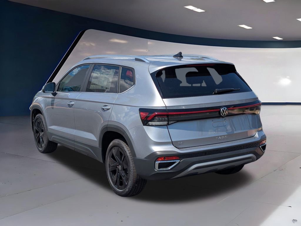 Certified 2025 Volkswagen Taos SE FWD image 5
