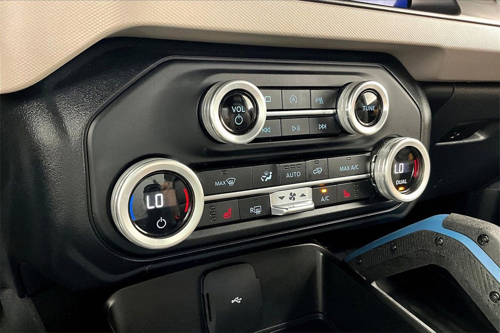 Used 2021 Ford Bronco Wildtrak image 31