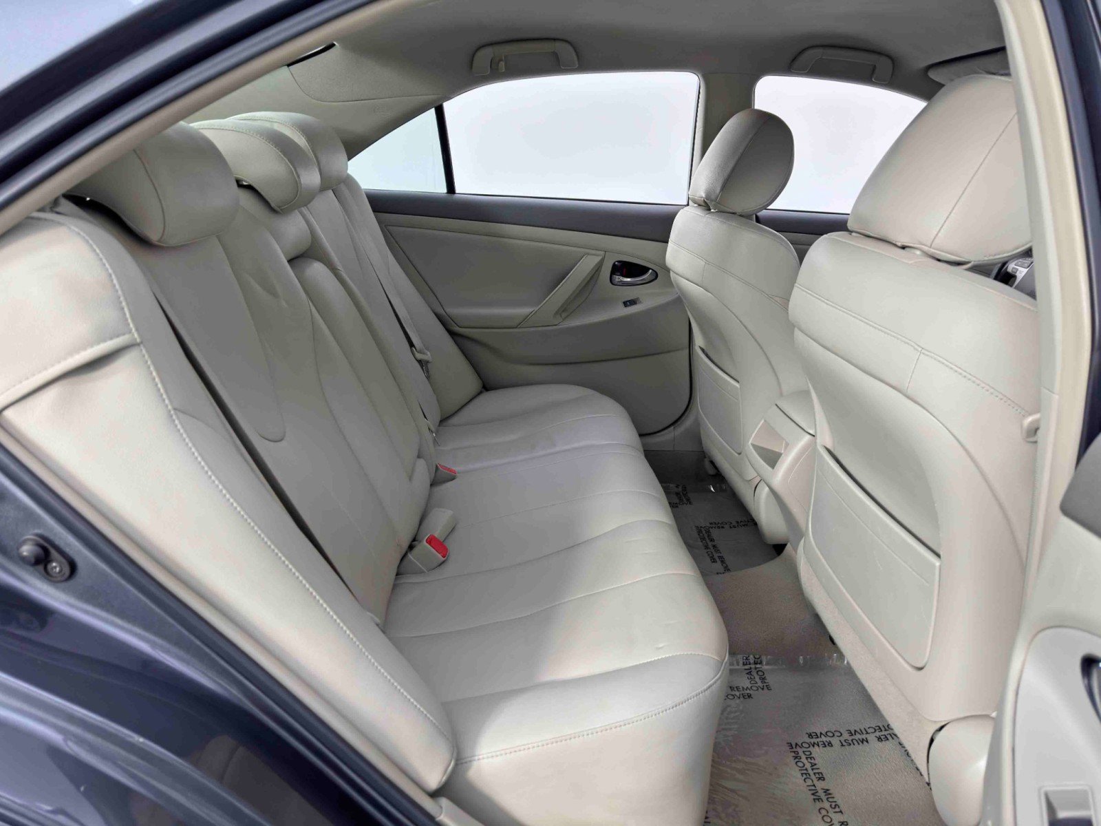 Used 2011 Toyota Camry LE w/ LE Extra-Value Pkg image 28