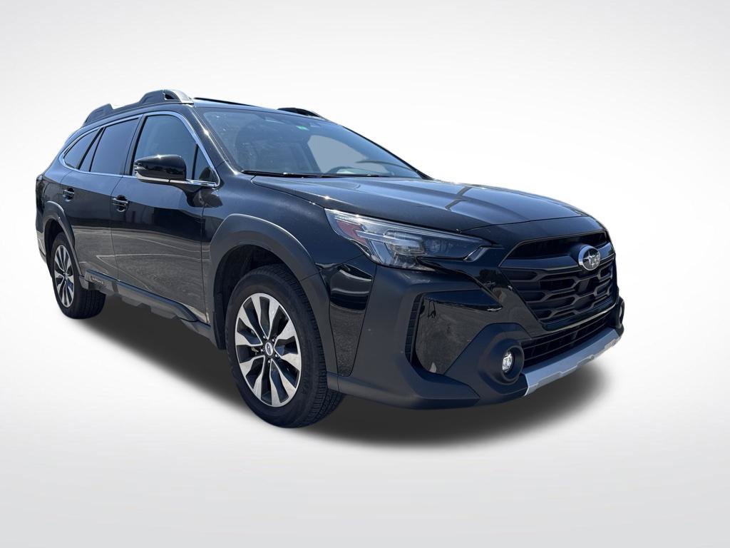 Used 2023 Subaru Outback Limited XT AWD/4WD image 2