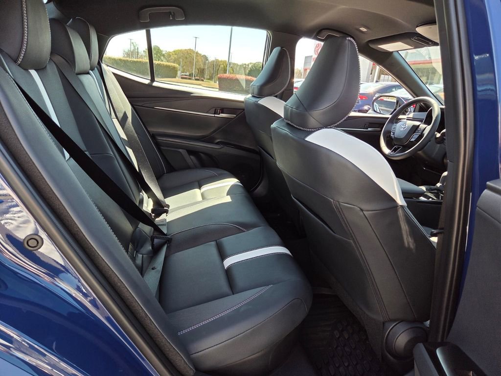 Certified 2026 Toyota Camry SE image 14