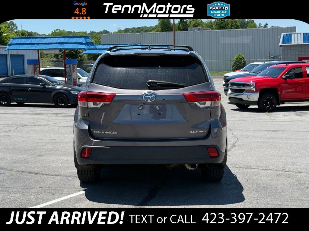 Used 2019 Toyota Highlander XLE AWD/4WD image 6