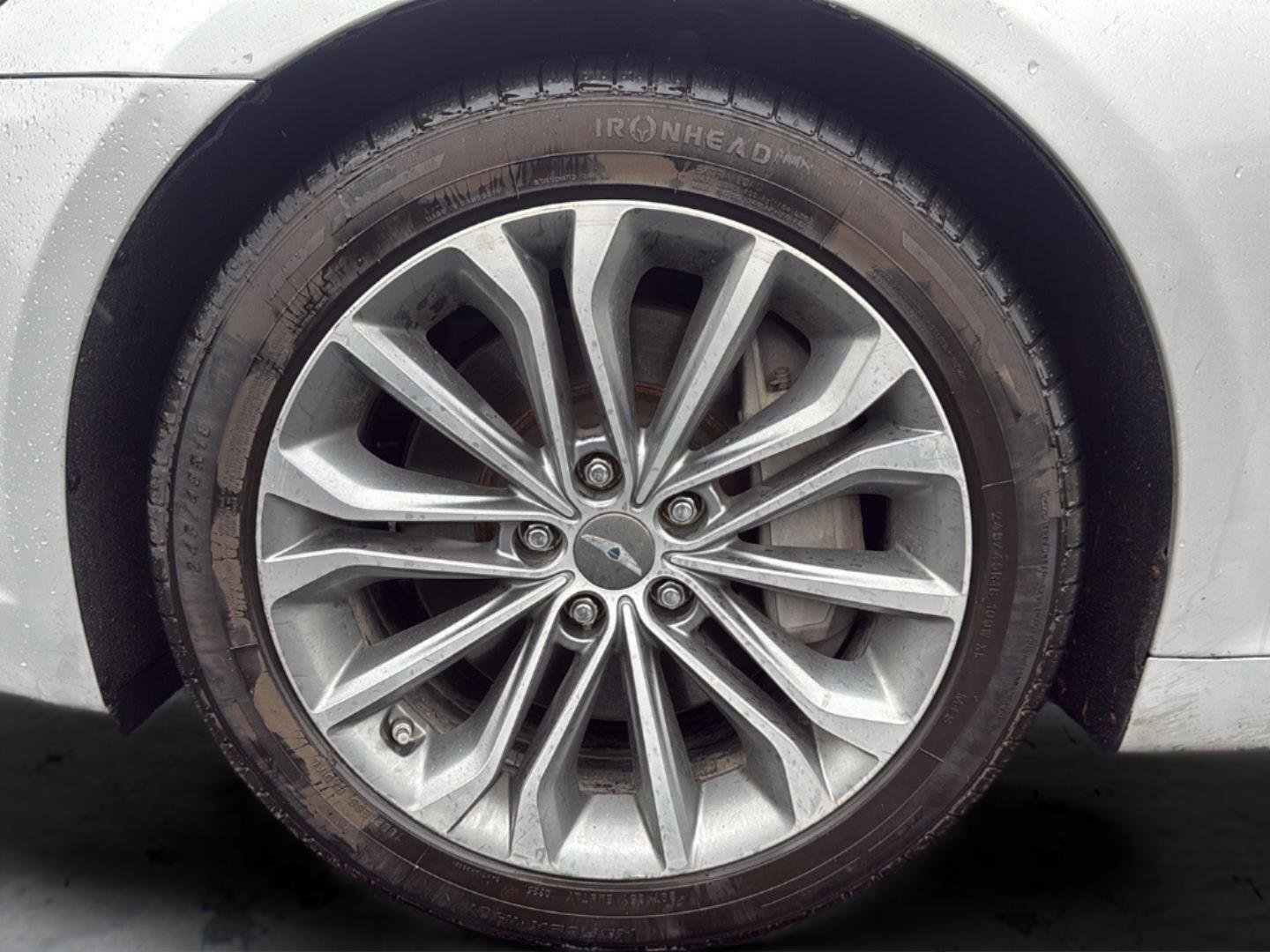 Used 2016 Hyundai Genesis 3.8 w/ Option Group 02 AWD/4WD image 23