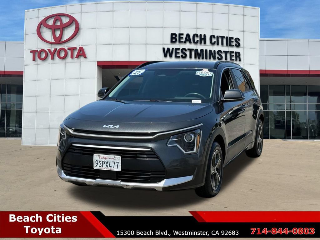 Used 2025 Kia Niro EX FWD image 5