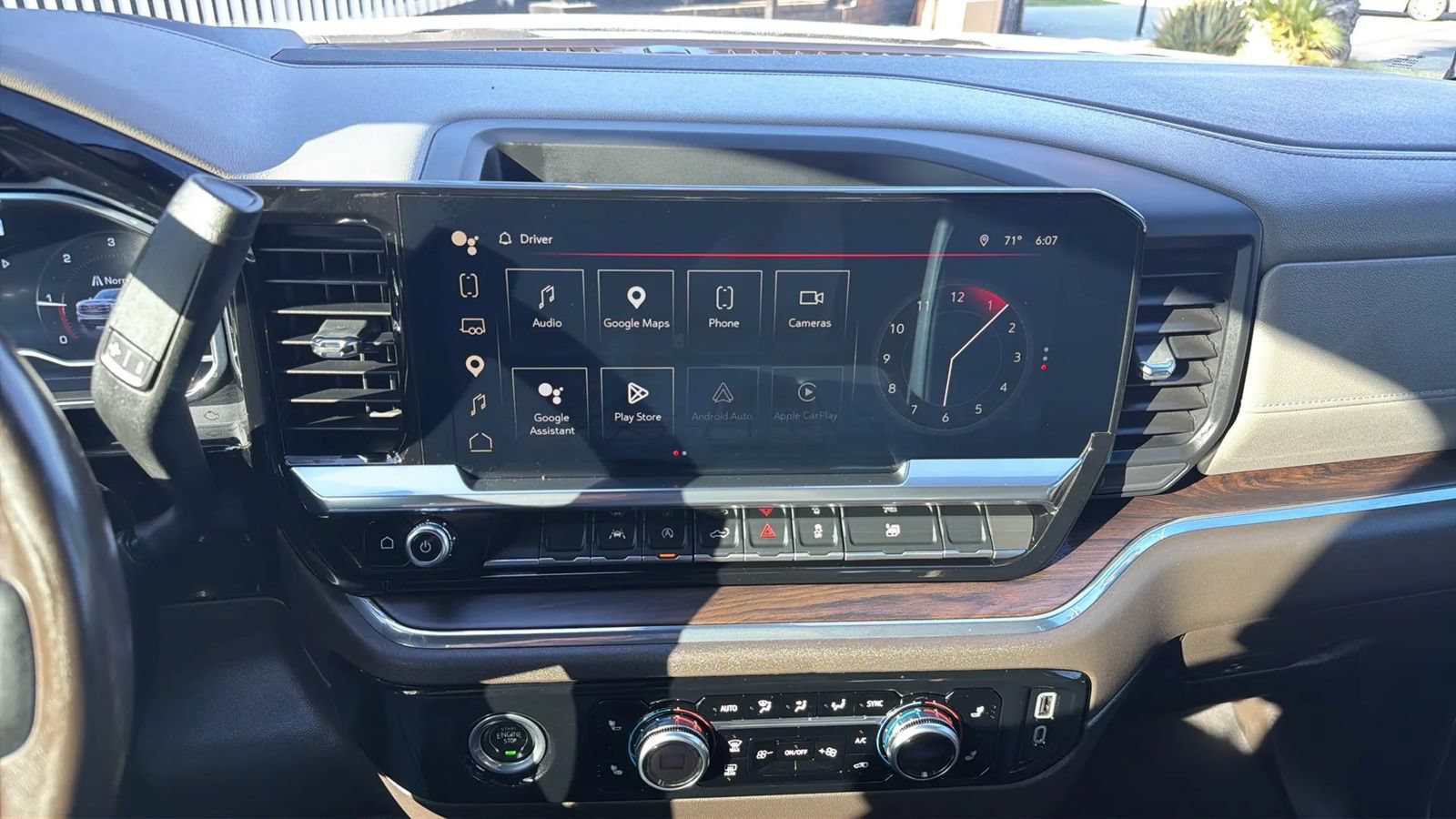 Used 2023 GMC Sierra 1500 SLT RWD image 23
