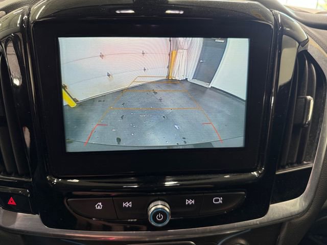 Used 2019 Chevrolet Traverse LT image 15